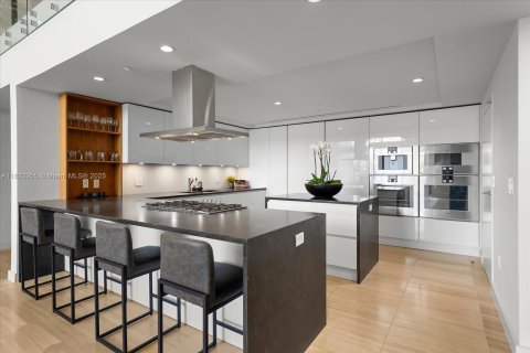 Condominio en venta en Miami Beach, Florida, 4 dormitorios, 374.67 m2 № 1790236 - foto 10