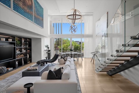Condominio en venta en Miami Beach, Florida, 4 dormitorios, 374.67 m2 № 1790236 - foto 3