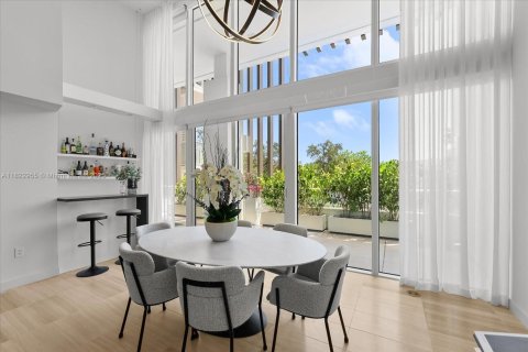 Condominio en venta en Miami Beach, Florida, 4 dormitorios, 374.67 m2 № 1790236 - foto 13