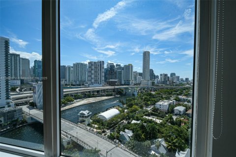 Copropriété à vendre à Miami, Floride: 2 chambres, 92.62 m2 № 1950150 - photo 15