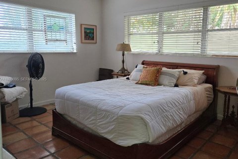 Villa ou maison à vendre à North Miami Beach, Floride: 4 chambres № 1988539 - photo 27