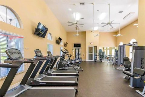 Townhouse in Homestead, Florida 3 bedrooms, 146.79 sq.m. № 1887419 - photo 29