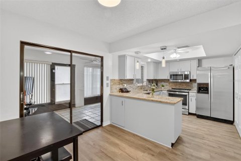 Copropriété à louer à Sun City Center, Floride: 2 chambres, 138.42 m2 № 1885721 - photo 11