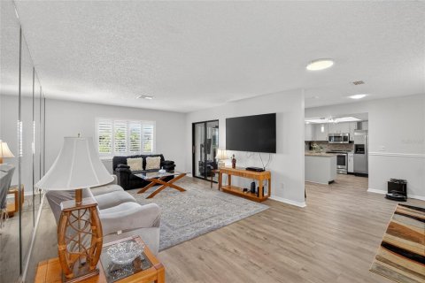 Copropriété à louer à Sun City Center, Floride: 2 chambres, 138.42 m2 № 1885721 - photo 6