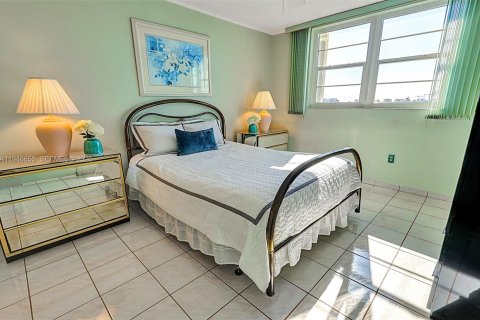 Condo in Aventura, Florida, 1 bedroom  № 2055386 - photo 8