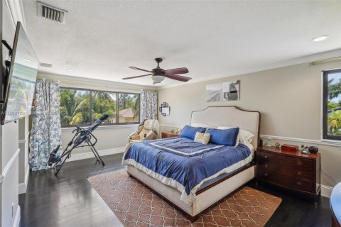Villa ou maison à vendre à Miami, Floride: 5 chambres, 355.54 m2 № 1739284 - photo 30