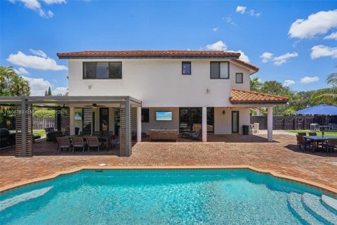 Villa ou maison à vendre à Miami, Floride: 5 chambres, 355.54 m2 № 1739284 - photo 3