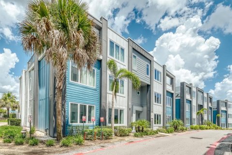Condo à Kissimmee, Floride, 3 chambres № 2375773