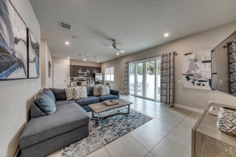 Copropriété à vendre à Kissimmee, Floride: 3 chambres, 138.52 m2 № 2375773 - photo 5