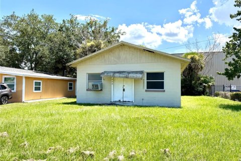 House in Winter Garden, Florida 1 bedroom, 120.77 sq.m. № 2299334