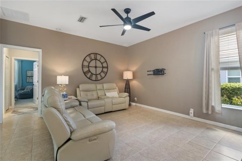Villa ou maison à vendre à North Port, Floride: 3 chambres, 167.04 m2 № 2102795 - photo 13