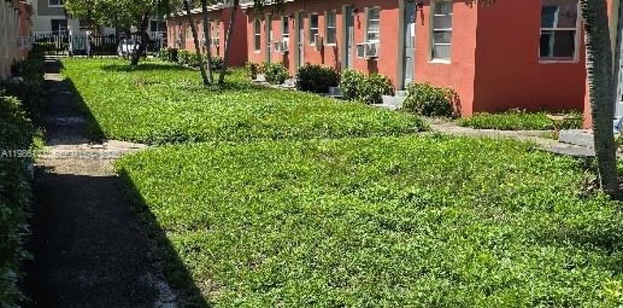 Estudio en Hollywood, Florida № 2047453