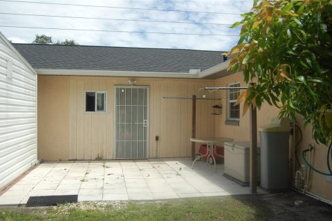 Casa en venta en Kissimmee, Florida, 3 dormitorios, 123.56 m2 № 1521726 - foto 16