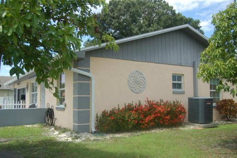 Casa en venta en Kissimmee, Florida, 3 dormitorios, 123.56 m2 № 1521726 - foto 22
