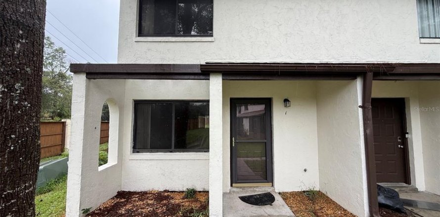 Condo à Gainesville, Floride, 2 chambres  № 2413779