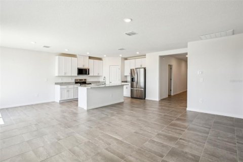 House in Brooksville, Florida 4 bedrooms, 184.69 sq.m. № 1526413 - photo 4