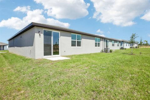 House in Brooksville, Florida 4 bedrooms, 184.69 sq.m. № 1526413 - photo 23