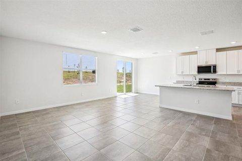House in Brooksville, Florida 4 bedrooms, 184.69 sq.m. № 1526413 - photo 3