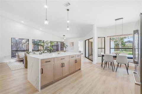 Casa en venta en Bradenton, Florida, 4 dormitorios, 213.3 m2 № 2383372 - foto 18