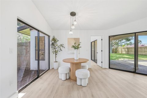 Casa en venta en Bradenton, Florida, 4 dormitorios, 213.3 m2 № 2383372 - foto 7