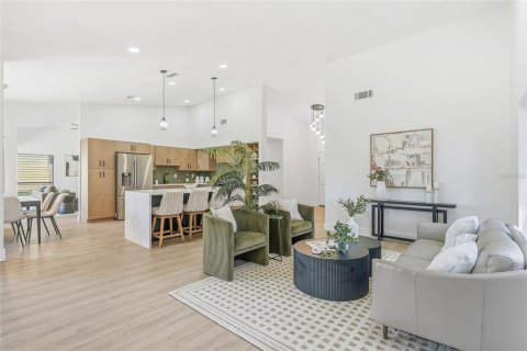 Casa en venta en Bradenton, Florida, 4 dormitorios, 213.3 m2 № 2383372 - foto 9