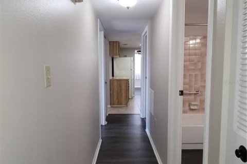 Condominio en alquiler en Port Charlotte, Florida, 2 dormitorios, 89.19 m2 № 1778618 - foto 7