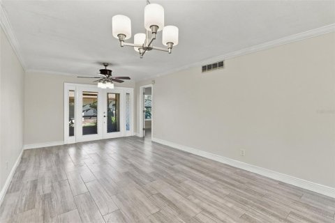 Condominio en venta en Orlando, Florida, 2 dormitorios, 82.68 m2 № 2419212 - foto 11