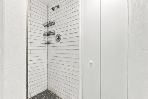 Condominio en venta en Orlando, Florida, 2 dormitorios, 82.68 m2 № 2419212 - foto 19