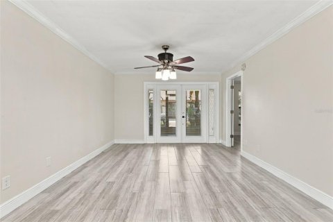Condominio en venta en Orlando, Florida, 2 dormitorios, 82.68 m2 № 2419212 - foto 12