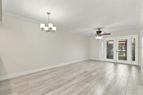 Condominio en venta en Orlando, Florida, 2 dormitorios, 82.68 m2 № 2419212 - foto 9