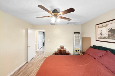 Condo in Casselberry, Florida, 2 bedrooms № 2094863 - photo 10
