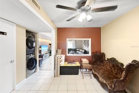 Condo in Casselberry, Florida, 2 bedrooms № 2094863 - photo 16