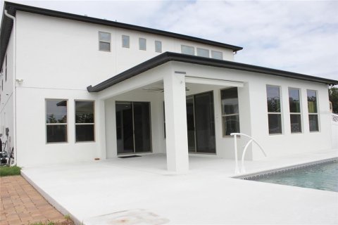 Villa ou maison à vendre à Clermont, Floride: 4 chambres, 308.34 m2 № 2285473 - photo 2