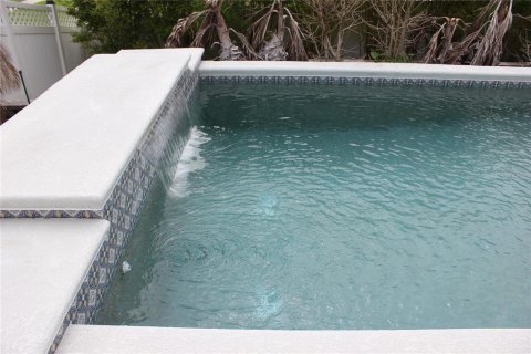 Villa ou maison à vendre à Clermont, Floride: 4 chambres, 308.34 m2 № 2285473 - photo 11