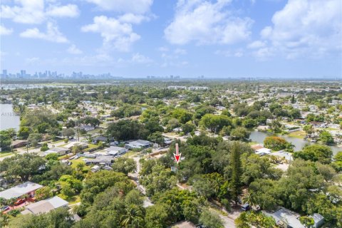 Casa en venta en West Park, Florida, 3 dormitorios, 80.27 m2 № 1830115 - foto 30