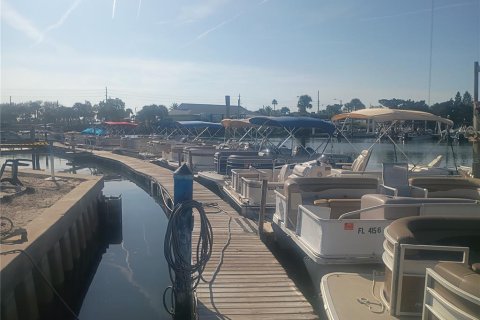 Propiedad comercial en venta en New Smyrna Beach, Florida, 50.45 m2 № 2125505 - foto 2