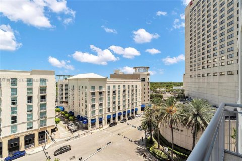 Condominio en venta en Miami, Florida, 2 dormitorios, 88.91 m2 № 1871873 - foto 14