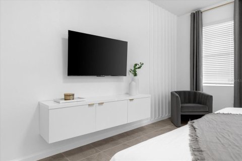 Купить виллу или дом в Киссимми, Флорида 6 комнат, 580.55м2, № 2205653 - фото 16
