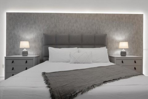 Купить виллу или дом в Киссимми, Флорида 6 комнат, 580.55м2, № 2205653 - фото 17