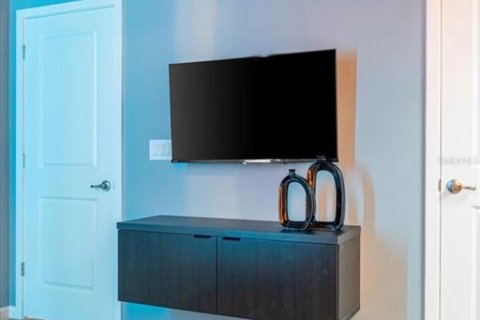 Купить виллу или дом в Киссимми, Флорида 6 комнат, 580.55м2, № 2205653 - фото 30