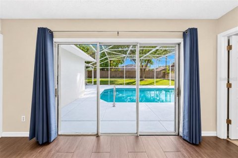 Villa ou maison à vendre à Edgewater, Floride: 4 chambres, 174.84 m2 № 2402972 - photo 13