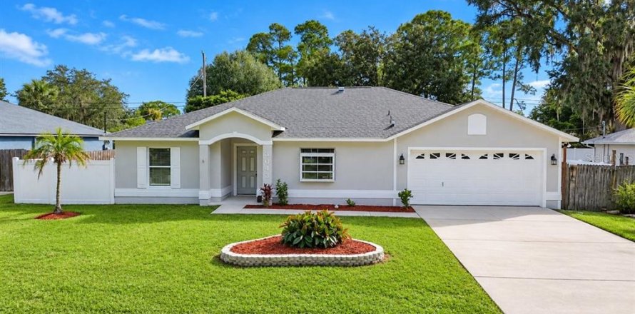 Villa ou maison à Edgewater, Floride 4 chambres, 174.84 m2 № 2402972