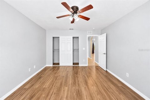 Villa ou maison à vendre à Edgewater, Floride: 4 chambres, 174.84 m2 № 2402972 - photo 29