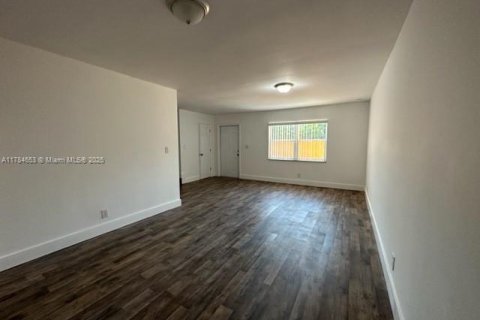 Condominio en alquiler en Sunrise, Florida, 3 dormitorios, 118.54 m2 № 1958641 - foto 5