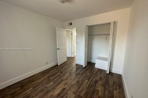 Condominio en alquiler en Sunrise, Florida, 3 dormitorios, 118.54 m2 № 1958641 - foto 21