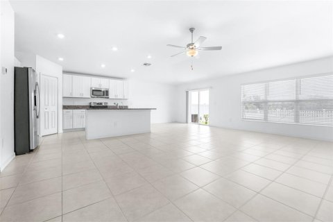 Villa ou maison à vendre à Bartow, Floride: 4 chambres, 179.86 m2 № 2199255 - photo 10