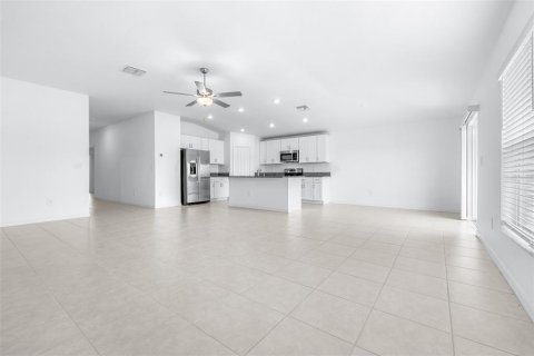 Villa ou maison à vendre à Bartow, Floride: 4 chambres, 179.86 m2 № 2199255 - photo 9