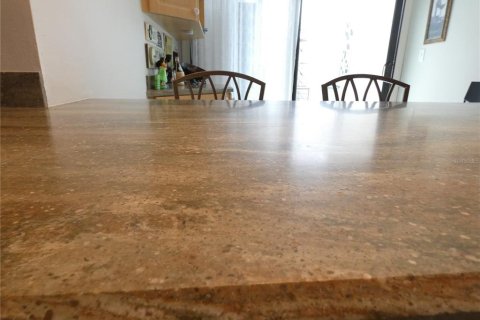 Townhouse in Sarasota, Florida 3 bedrooms, 179.58 sq.m. № 2167082 - photo 16
