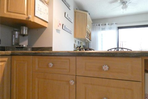 Townhouse in Sarasota, Florida 3 bedrooms, 179.58 sq.m. № 2167082 - photo 12