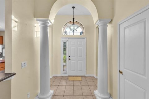 House in Haines City, Florida 5 bedrooms, 232.26 sq.m. № 1903145 - photo 5